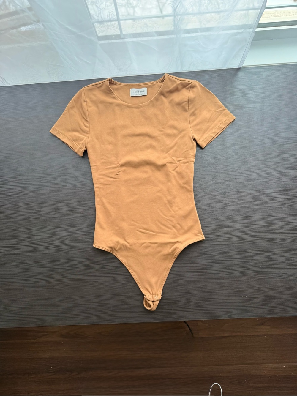 Babaton Tan Short-Sleeve Contour Bodysuit